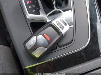 WA1FNAFY3K2024051 2019 AUDI