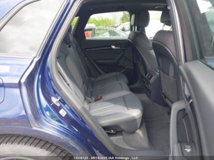 WA1FNAFY3K2024051 2019 AUDI