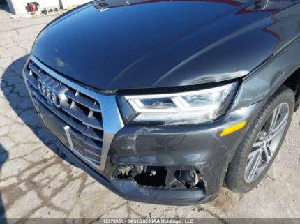 WA1FNAFY7J2192757 2018 AUDI