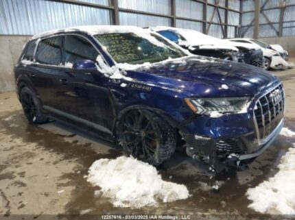 WA1WXAF73MD040596 2021 AUDI