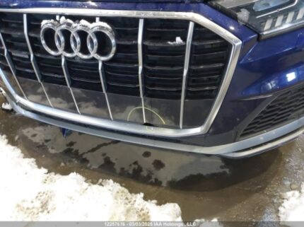 WA1WXAF73MD040596 2021 AUDI