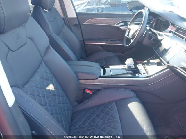 WAULDAF87RN011800 2024 AUDI
