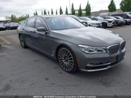 WBA7J2C58JG938526 2018 BMW
