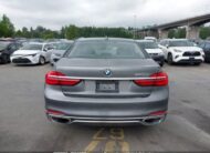 WBA7J2C58JG938526 2018 BMW