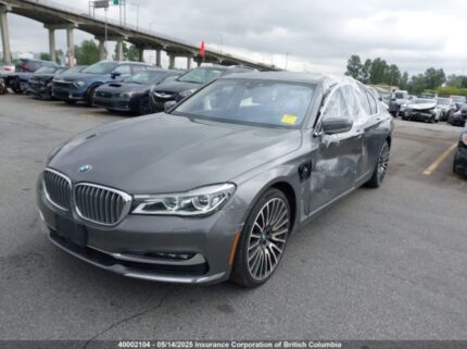 WBA7J2C58JG938526 2018 BMW