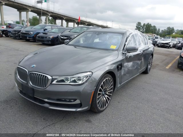 WBA7J2C58JG938526 2018 BMW