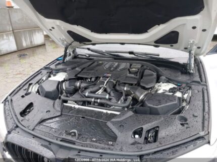 WBSJF0C58JB283613 2018 BMW