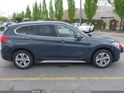 WBXHT3C30J5F88266 2018 BMW