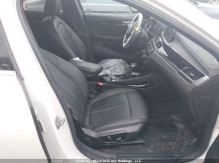 WBXYJ5C38JEF77355 2018 BMW