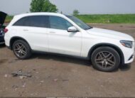WDC0G4KB8HF138521 2017 MERCEDES-BENZ