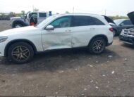 WDC0G4KB8HF138521 2017 MERCEDES-BENZ