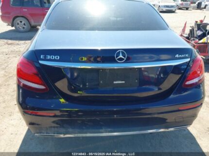 WDDZF4KB6KA545828 2019 MERCEDES-BENZ