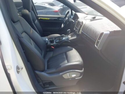 WP1AA2A24GKA36705 2016 PORSCHE