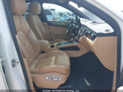 WP1AA2A51JLB11386 2018 PORSCHE