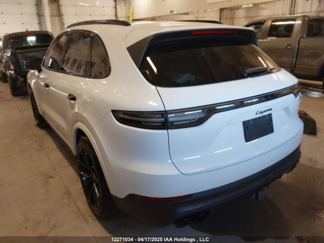 WP1AA2AY6PDA07716 2023 PORSCHE