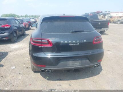 WP1AB2A58GLB41670 2016 PORSCHE