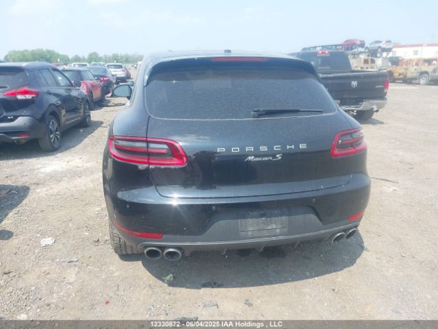 WP1AB2A58GLB41670 2016 PORSCHE