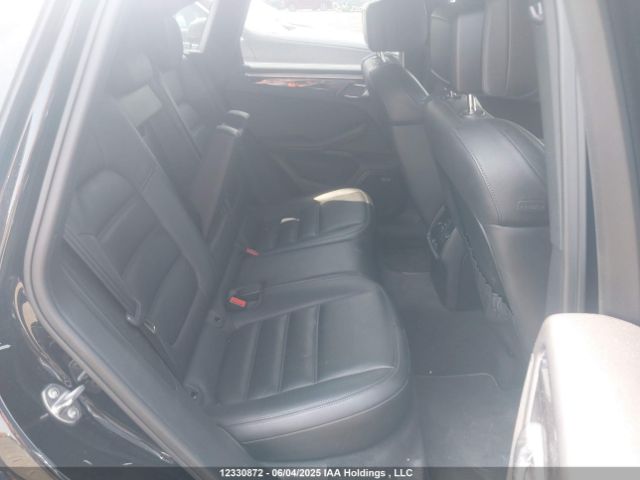 WP1AB2A58GLB41670 2016 PORSCHE