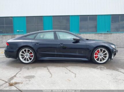 WUAPCAF27MN905092 2021 AUDI