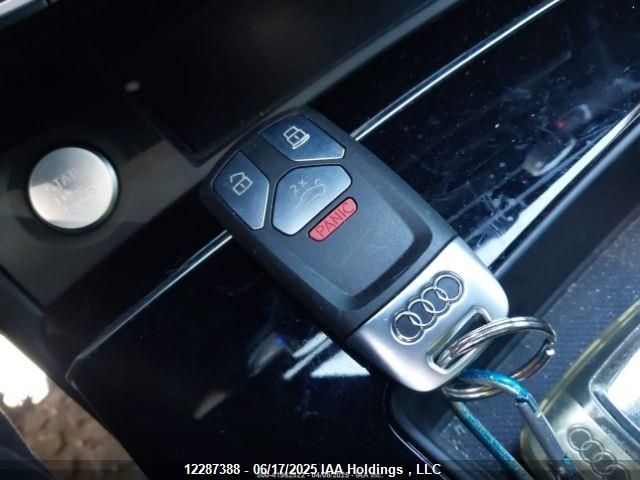 WA16AAFY5M2074576 2021 AUDI