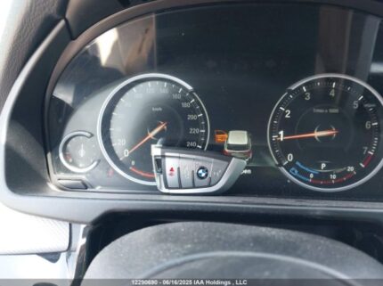 5UXKR0C36H0X77975 2017 BMW