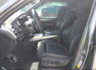 5UXKR0C52J0Y04158 2018 BMW
