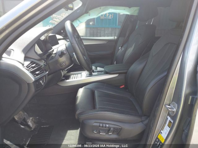 5UXKR0C52J0Y04158 2018 BMW