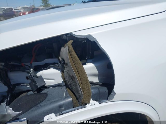 5UXKR0C32H0V80320 2017 BMW