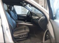 5UXKR0C32H0V80320 2017 BMW
