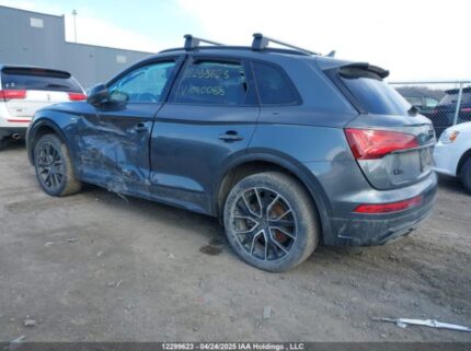 WA1EAAFY4M2040088 2021 AUDI