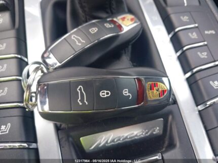 WP1AB2A57JLB37326 2018 PORSCHE