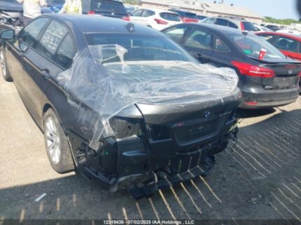 WBAFV3C5XGD687833 2016 BMW
