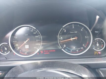 WBAFV3C5XGD687833 2016 BMW