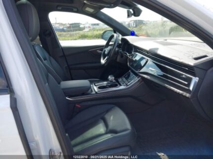 WA1MXAF74MD035737 2021 AUDI