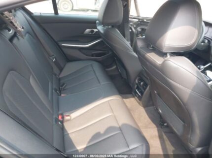 3MW5R7J09N8C59096 2022 BMW