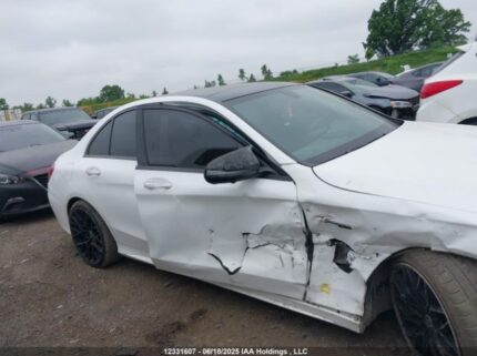 55SWF6EB4JU257993 2018 MERCEDES-BENZ