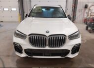5UXJU2C51KLN49590 2019 BMW
