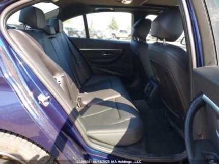 WBA8D9C5XJEM33006 2018 BMW