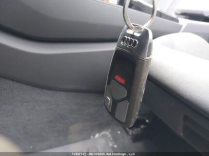 WA1EAAFYXP2137042 2023 AUDI