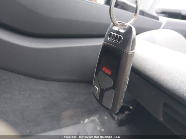 WA1EAAFYXP2137042 2023 AUDI