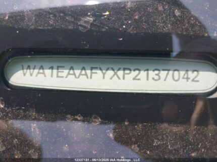 WA1EAAFYXP2137042 2023 AUDI
