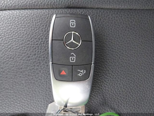W1K5J4HB9SN538028 2025 MERCEDES-BENZ