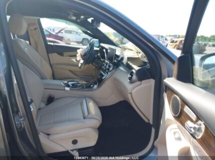 WDC0G4KBXHF215373 2017 MERCEDES-BENZ