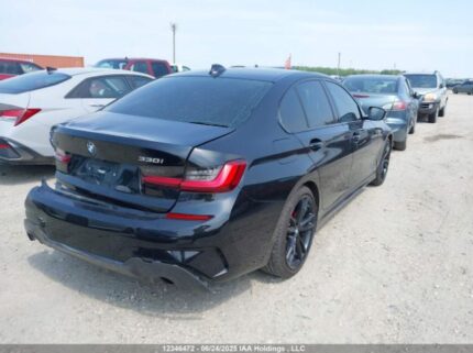 3MW5R7J07N8C39770 2022 BMW