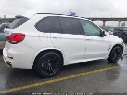 5UXKR0C57JL071054 2018 BMW
