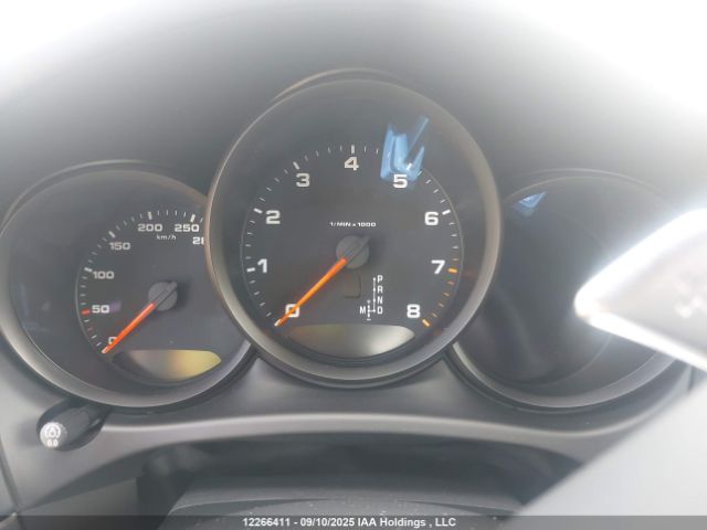 WP1AA2A57KLB05058 2019 PORSCHE