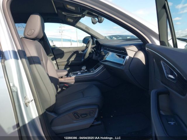 WA1MVBF76SD014075 2025 AUDI