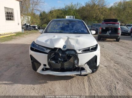 WB523CF08PCM34213 2023 BMW