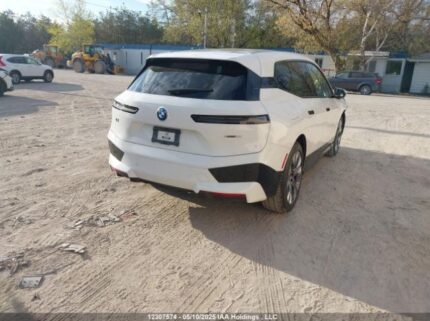 WB523CF08PCM34213 2023 BMW
