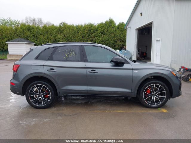 WA1EAAFY1N2080422 2022 AUDI
